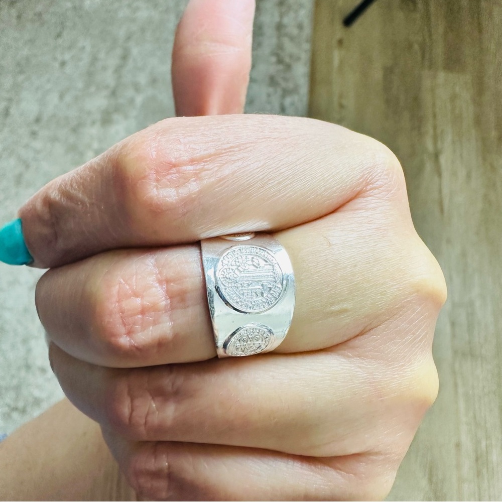 Silver Chunky Jewelry Ring with Engraved Saint Benedict Catholic Christian - Picture 11 of 16
